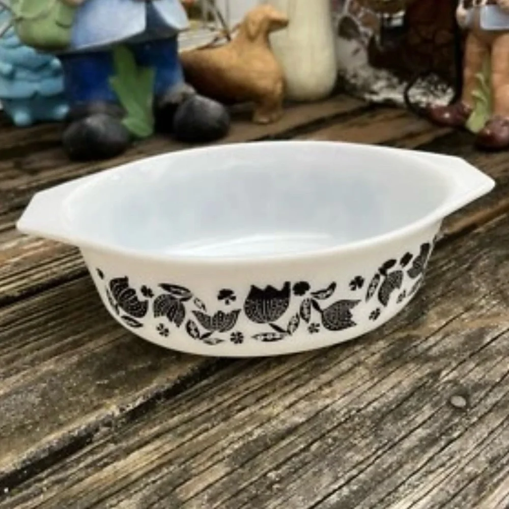 Pyrex Mod Tulips 043 Oval Baker Casserole Dish Black Floral Vintage 1957 50s